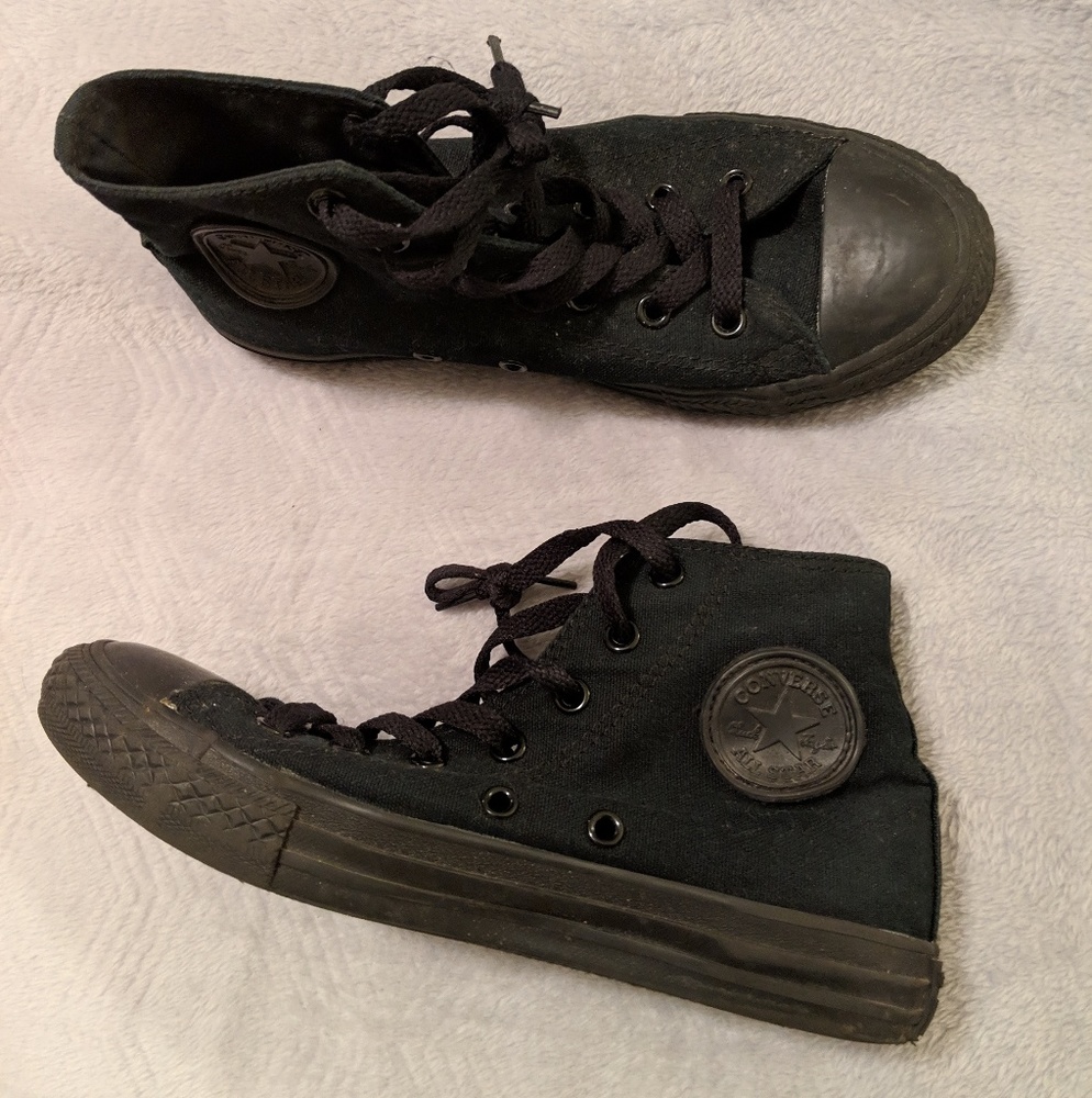 Black high top Converse